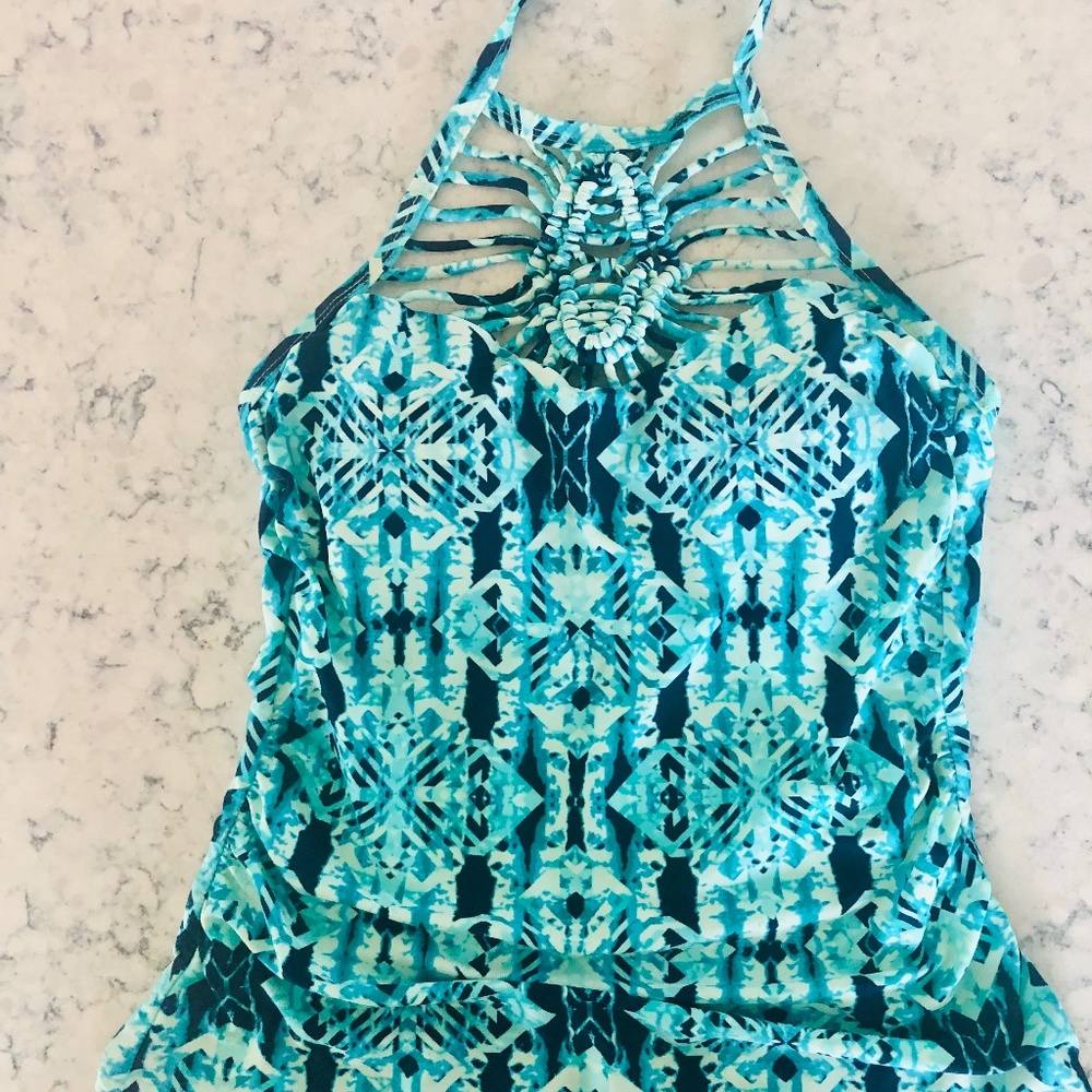 Tankini crocheted high neck size 6